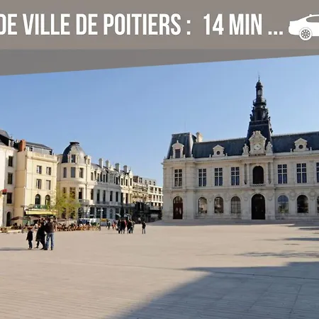 Grand 4 En Face Du Chu Et De L'universite De - Acces Rapide Futuroscope En 15 Min Poitiers