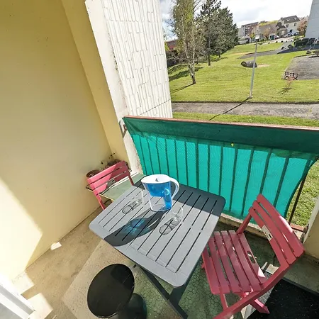 Grand 4 En Face Du Chu Et De L'universite De - Acces Rapide Futuroscope En 15 Min Poitiers