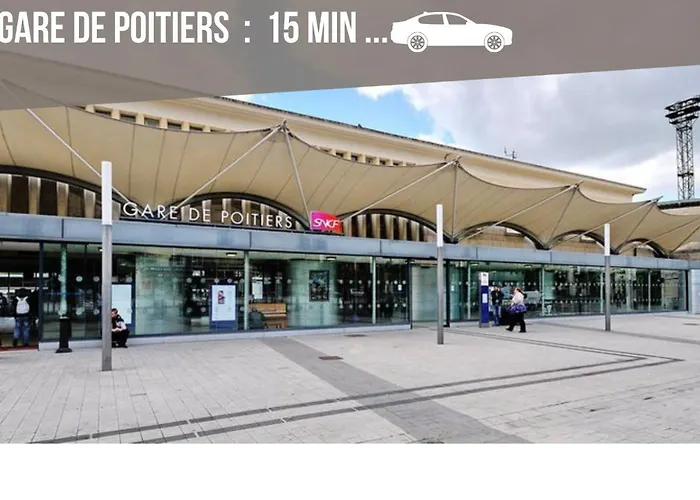 Homestay Grand Appartement 3 Chambres Chez L'Habitant En Face Du Chu Et De L'Universite De Poitiers - Acces Rapide Futuroscope En 15 Min