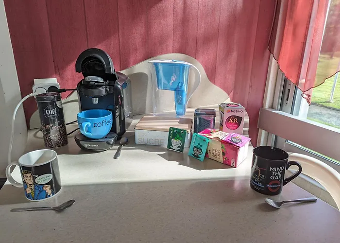 Homestay Grand 4 En Face Du Chu Et De L'universite De - Acces Rapide Futuroscope En 15 Min *